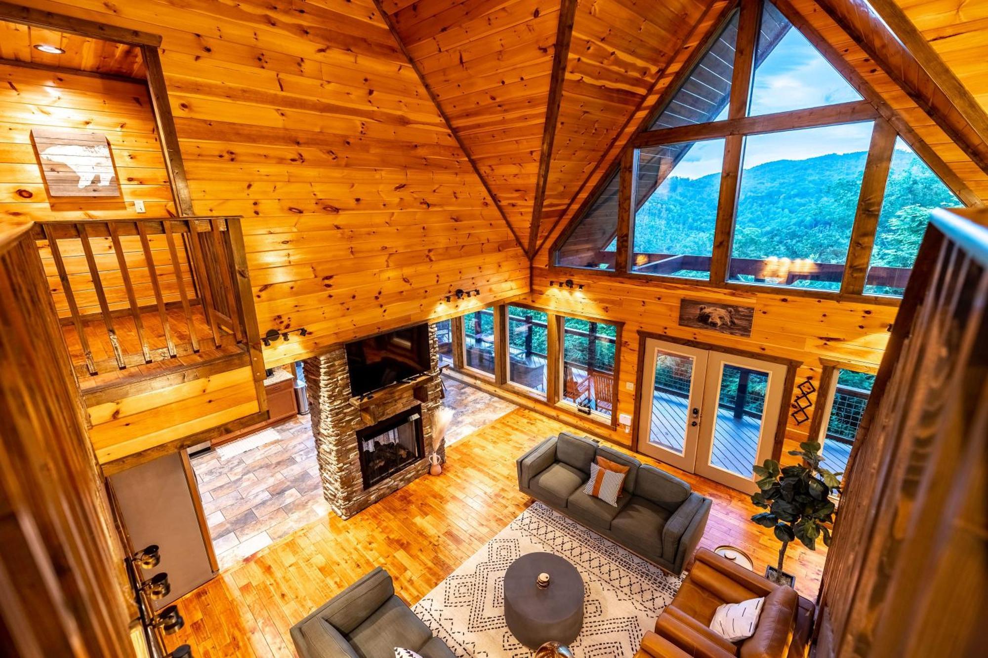 The Solstice - Amenities Galore Mountain Retreat Gatlinburg Εξωτερικό φωτογραφία