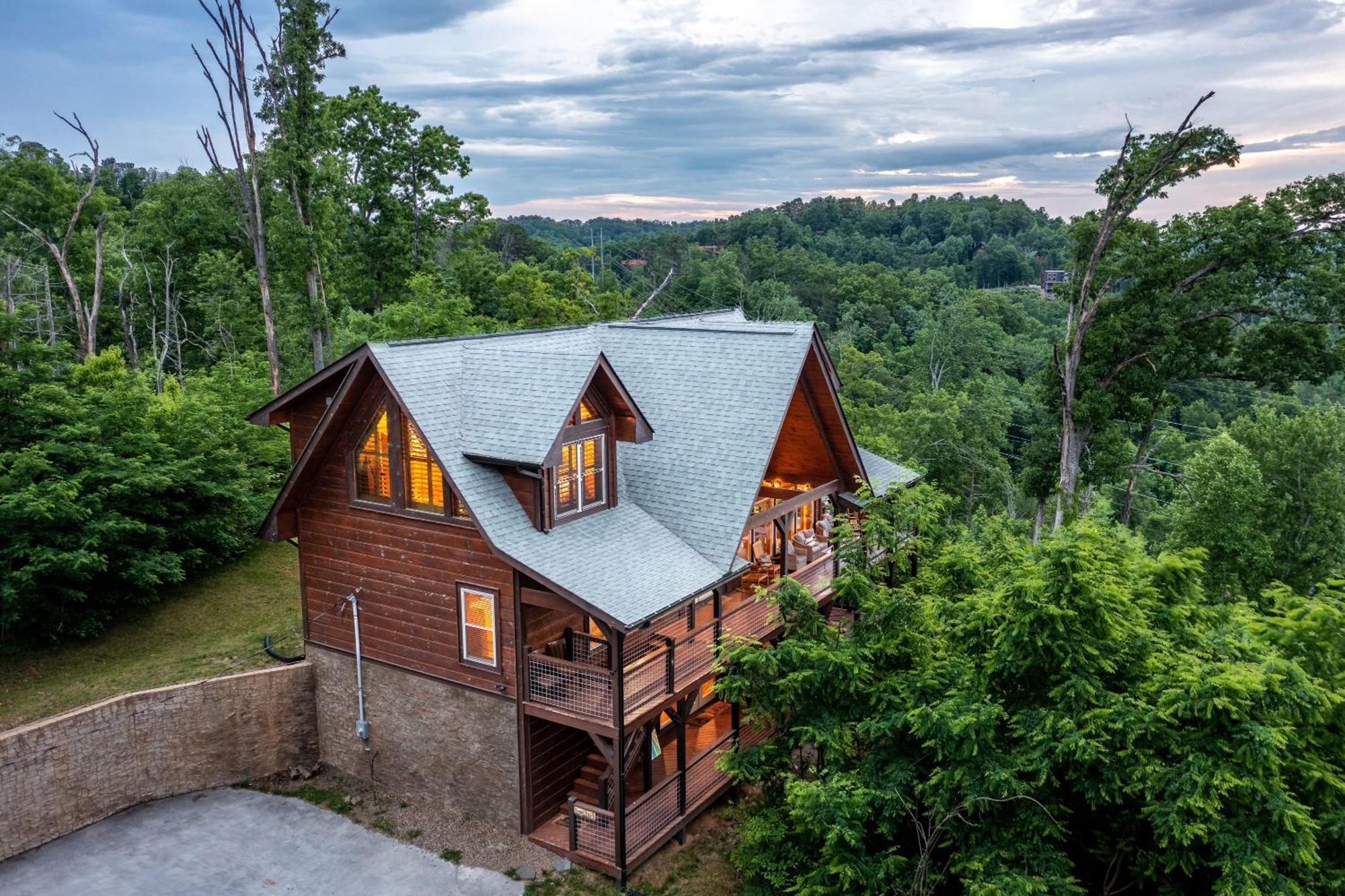 The Solstice - Amenities Galore Mountain Retreat Gatlinburg Εξωτερικό φωτογραφία
