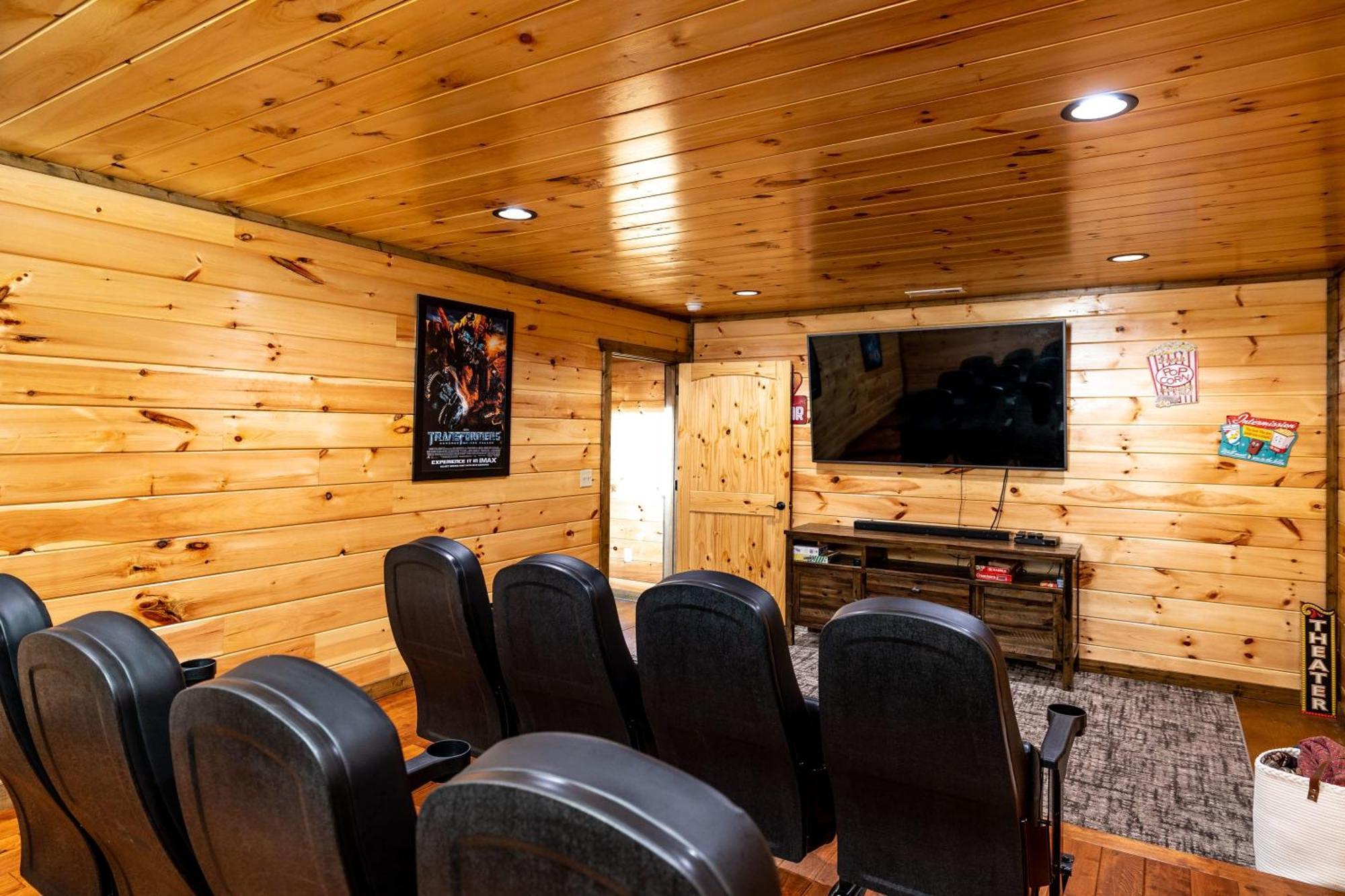 The Solstice - Amenities Galore Mountain Retreat Gatlinburg Εξωτερικό φωτογραφία