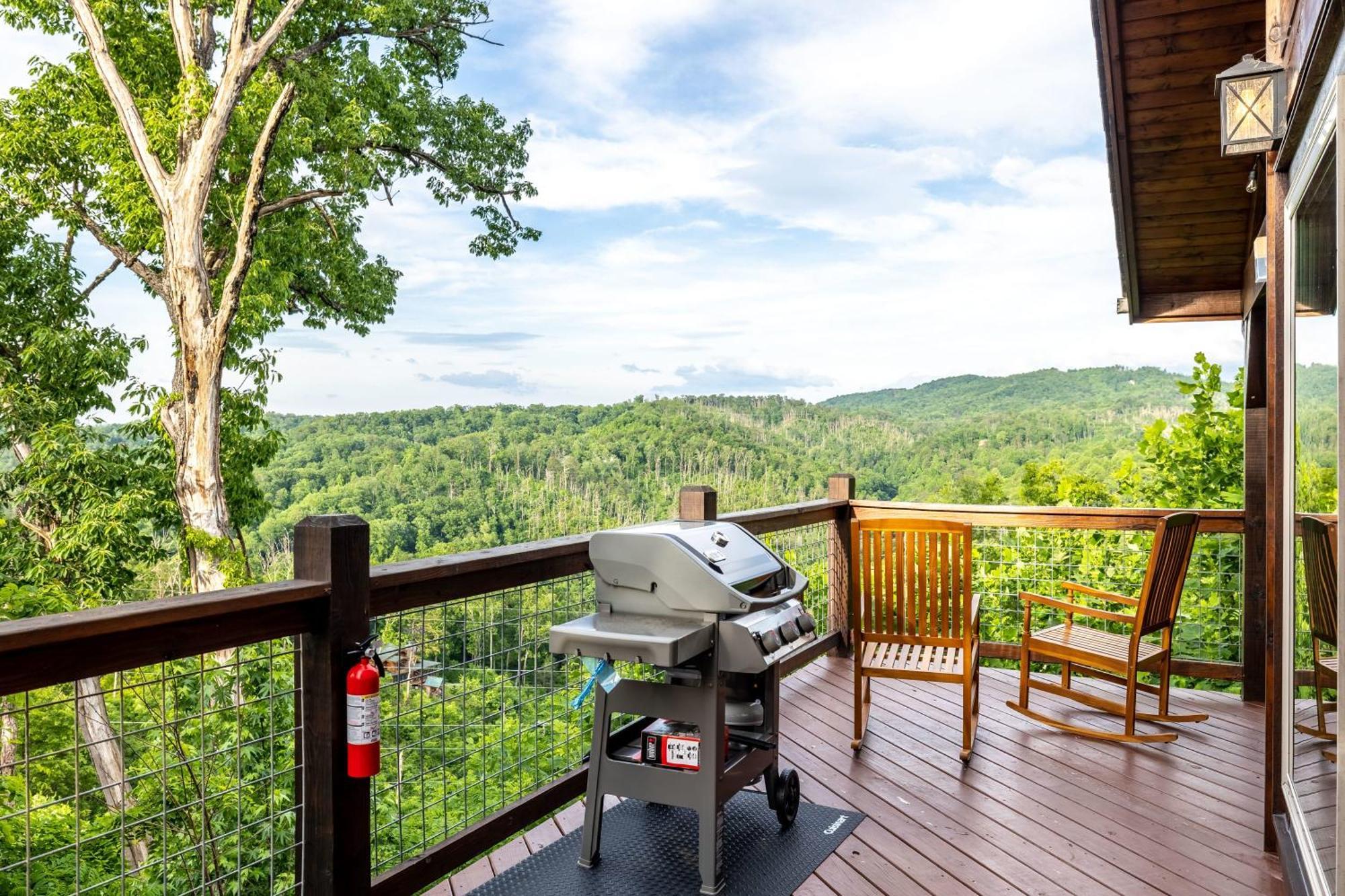 The Solstice - Amenities Galore Mountain Retreat Gatlinburg Εξωτερικό φωτογραφία