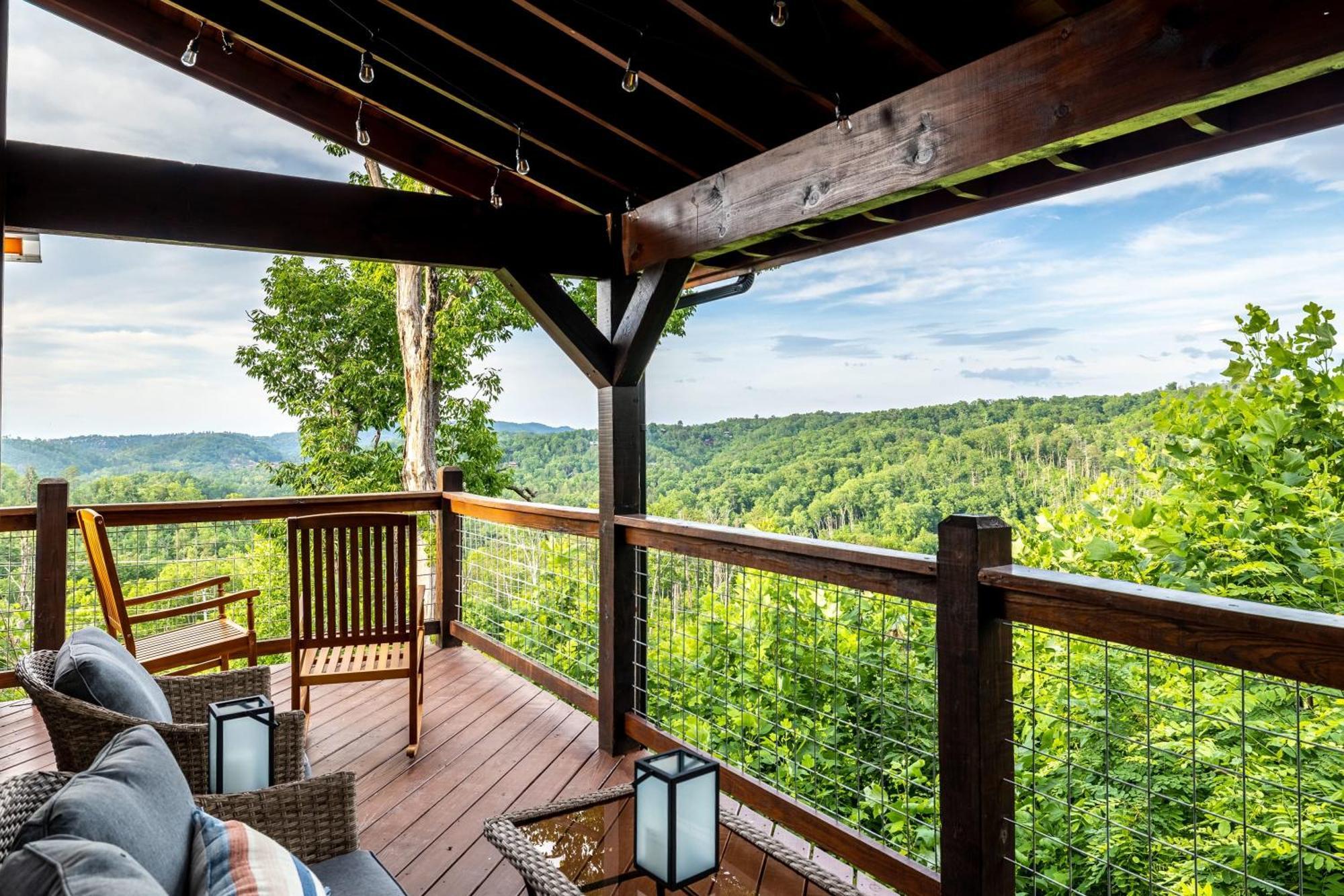 The Solstice - Amenities Galore Mountain Retreat Gatlinburg Εξωτερικό φωτογραφία