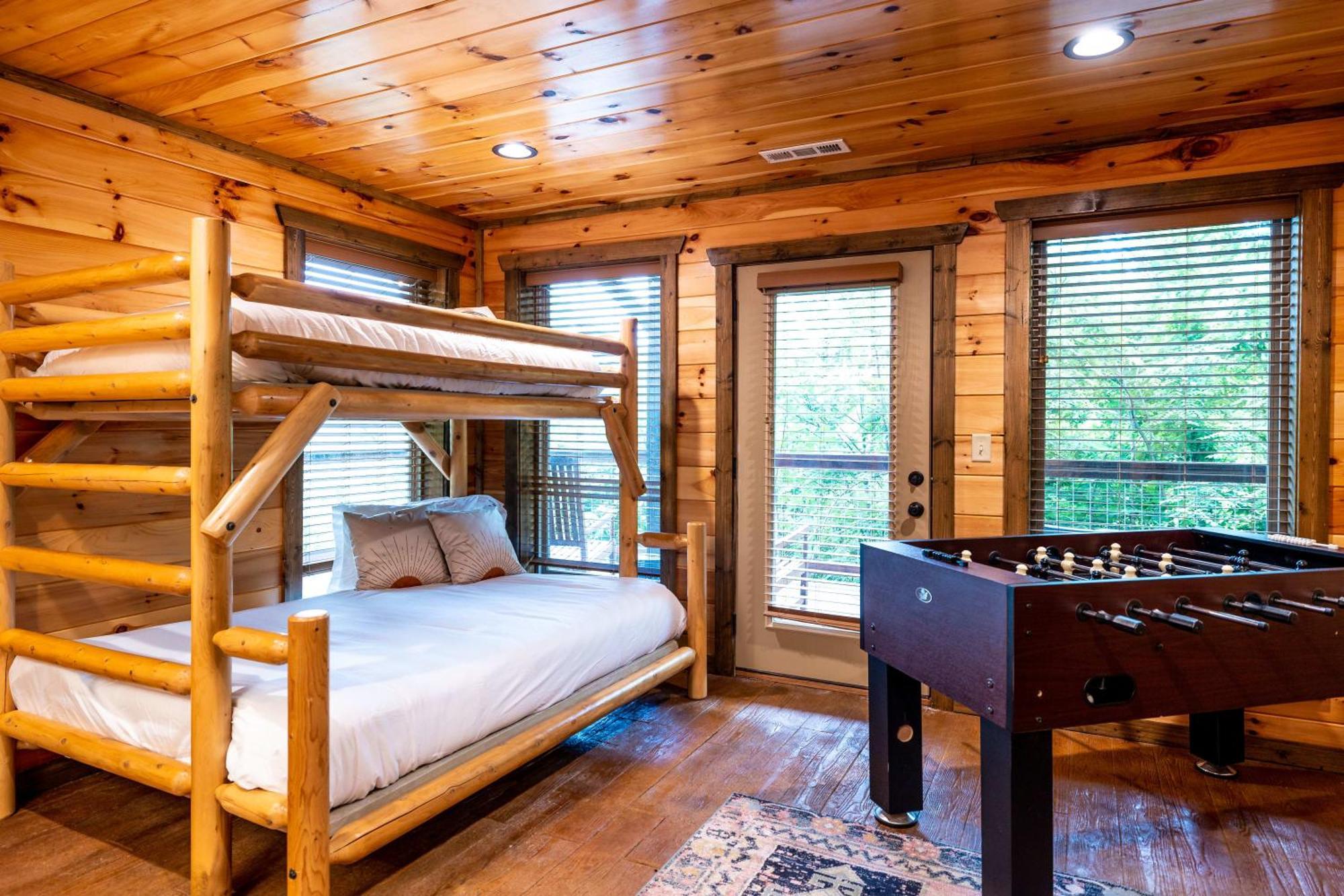 The Solstice - Amenities Galore Mountain Retreat Gatlinburg Εξωτερικό φωτογραφία