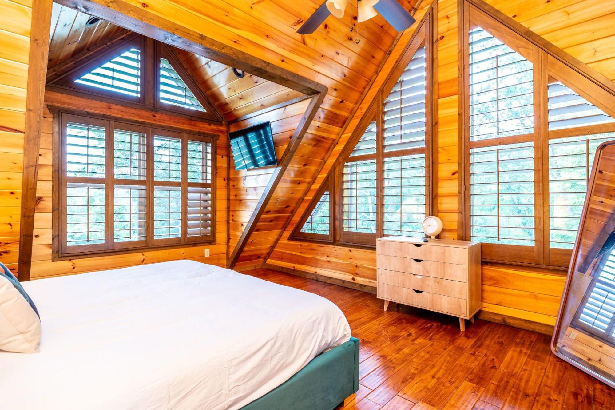 The Solstice - Amenities Galore Mountain Retreat Gatlinburg Εξωτερικό φωτογραφία
